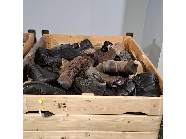 Partij diverse schoenen - afbeelding 5 van  11