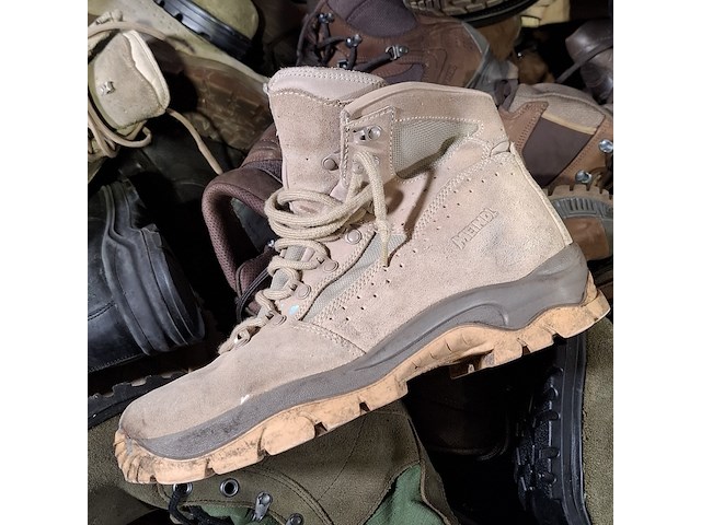 Partij diverse schoenen - afbeelding 8 van  11