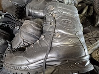 Partij diverse schoenen - afbeelding 3 van  13