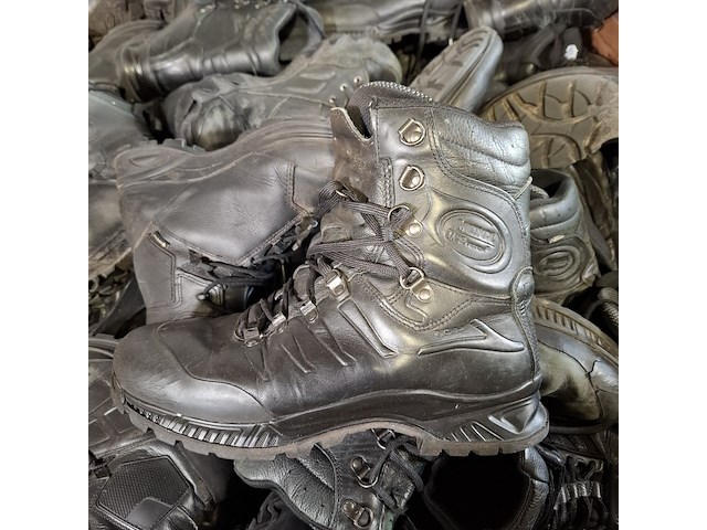 Partij diverse schoenen - afbeelding 13 van  13