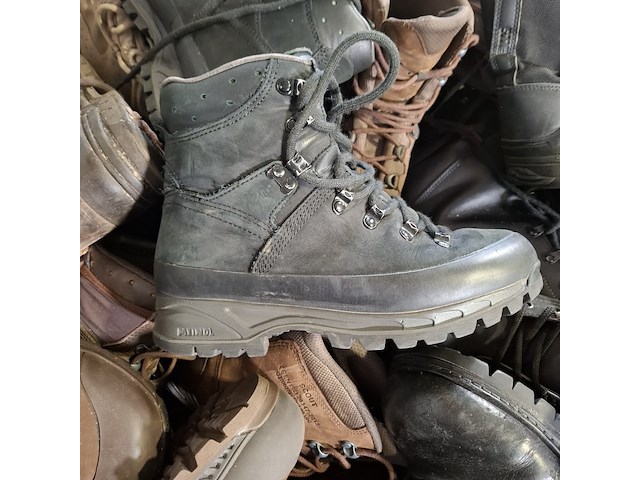 Partij diverse schoenen - afbeelding 6 van  11