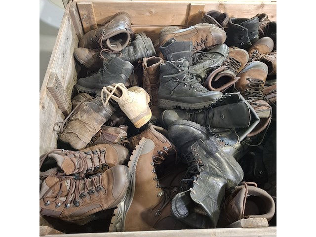 Partij diverse schoenen - afbeelding 8 van  11