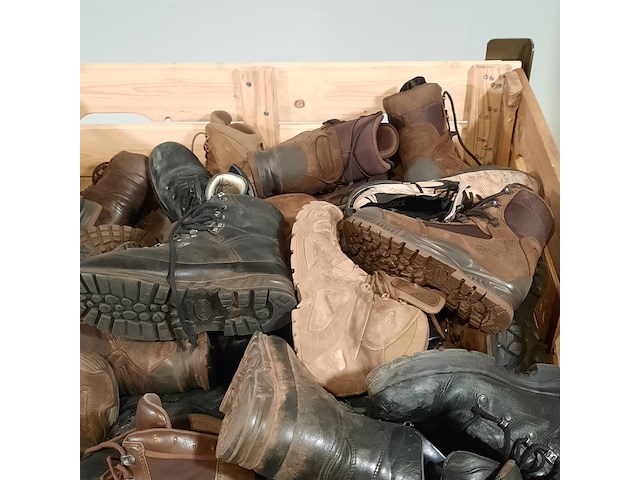 Partij diverse schoenen - afbeelding 12 van  12