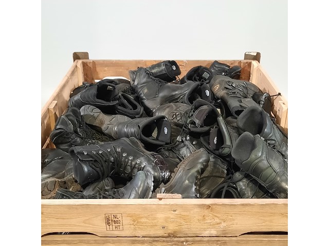 Partij diverse schoenen - afbeelding 2 van  8