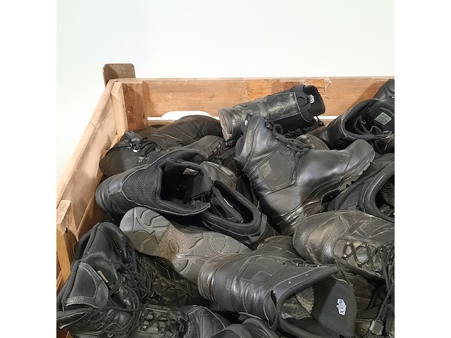 Partij diverse schoenen - afbeelding 3 van  8