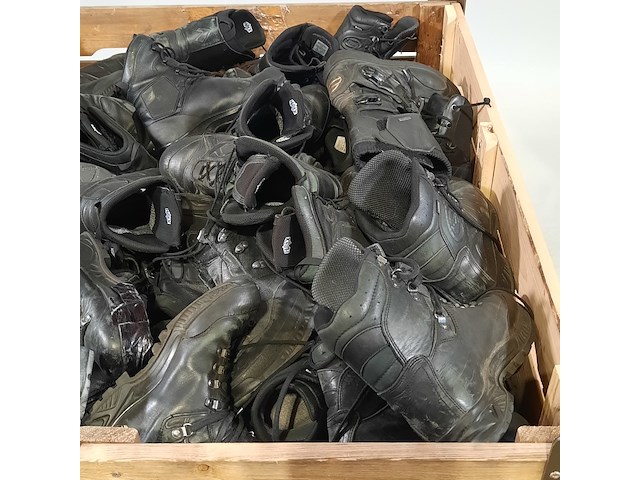 Partij diverse schoenen - afbeelding 6 van  8