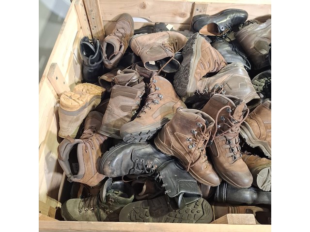 Partij diverse schoenen - afbeelding 11 van  13