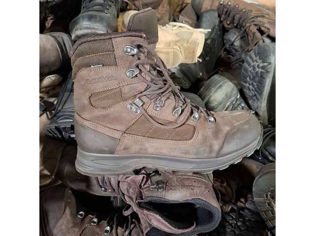 Partij diverse schoenen - afbeelding 7 van  13