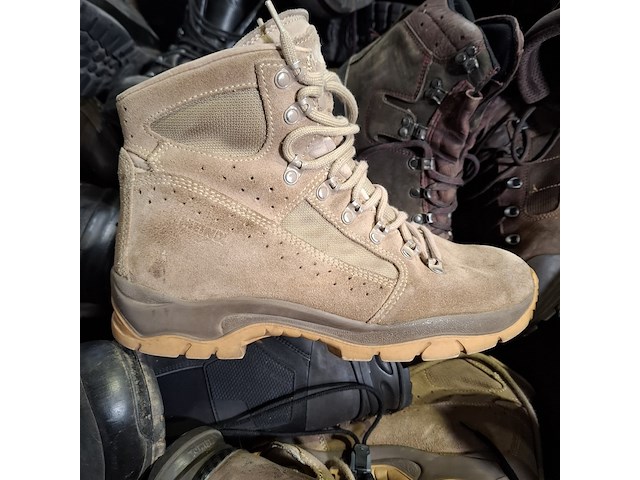 Partij diverse schoenen - afbeelding 8 van  13