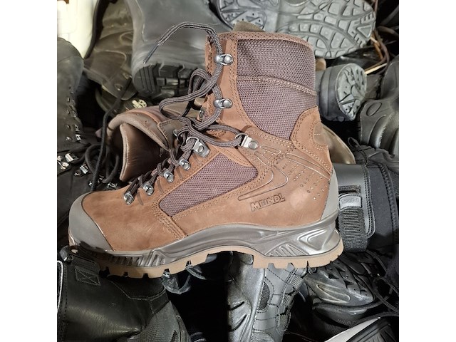 Partij diverse schoenen - afbeelding 13 van  13