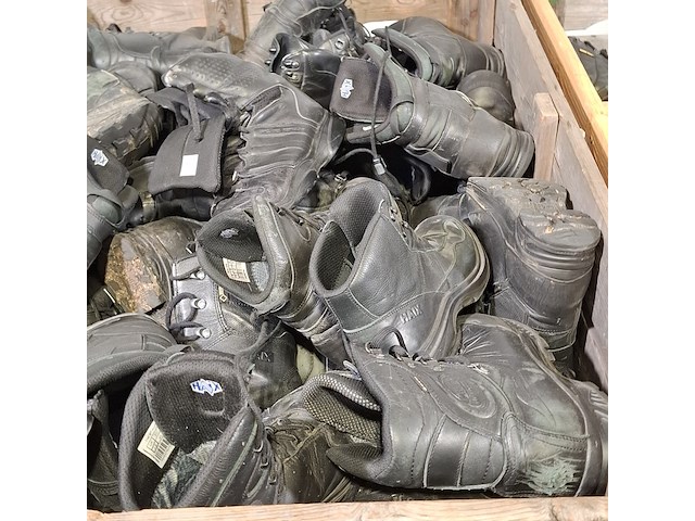 Partij diverse schoenen - afbeelding 8 van  11