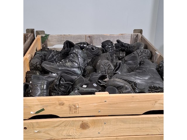Partij diverse schoenen - afbeelding 11 van  11