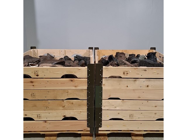 Partij diverse schoenen - afbeelding 1 van  15