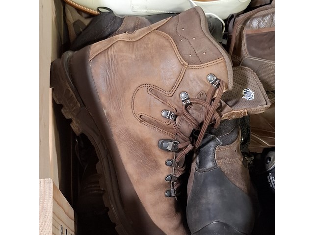 Partij diverse schoenen - afbeelding 11 van  15