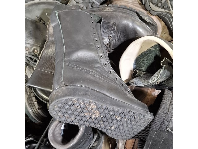 Partij diverse schoenen - afbeelding 12 van  12