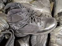 Partij diverse schoenen - afbeelding 2 van  11