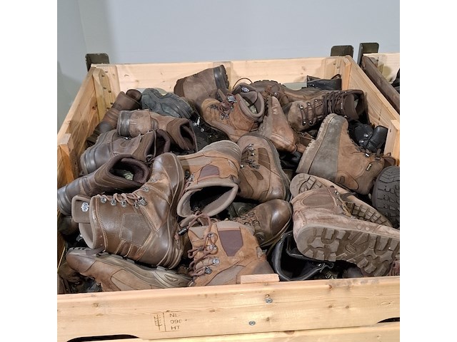 Partij diverse schoenen - afbeelding 5 van  11