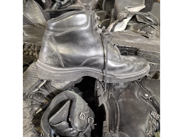 Partij diverse schoenen - afbeelding 4 van  11