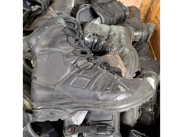 Partij diverse schoenen - afbeelding 7 van  11