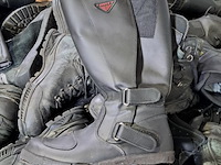 Partij diverse schoenen - afbeelding 2 van  13