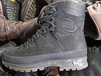 Partij diverse schoenen - afbeelding 7 van  13