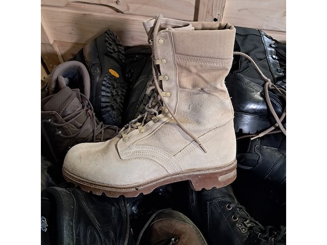 Partij diverse schoenen - afbeelding 9 van  13