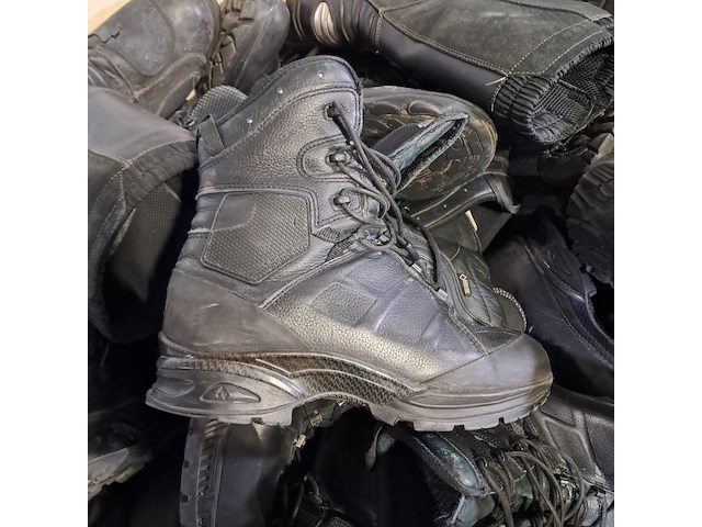 Partij diverse schoenen - afbeelding 8 van  13