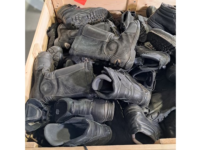 Partij diverse schoenen - afbeelding 11 van  13