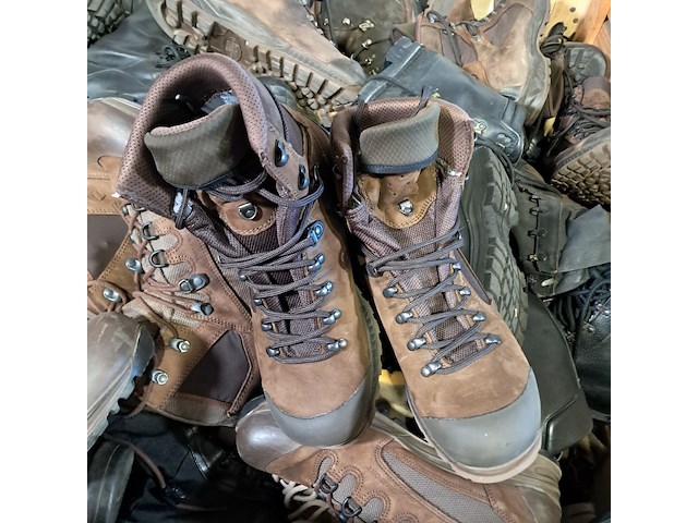 Partij diverse schoenen - afbeelding 4 van  9