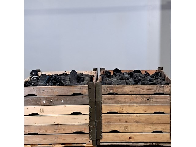 Partij diverse schoenen - afbeelding 1 van  10