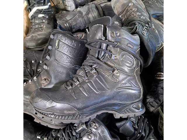 Partij diverse schoenen - afbeelding 6 van  10