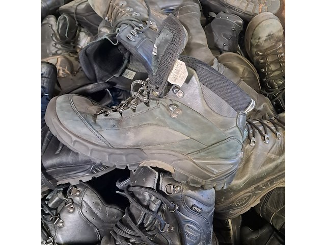 Partij diverse schoenen - afbeelding 8 van  10