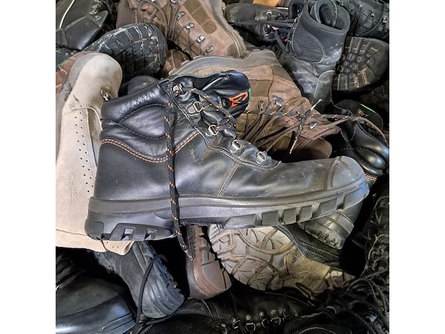 Partij diverse schoenen - afbeelding 11 van  11