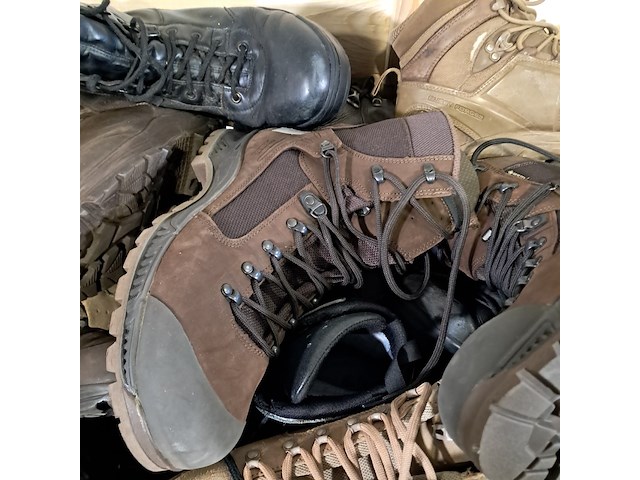 Partij diverse schoenen - afbeelding 5 van  8