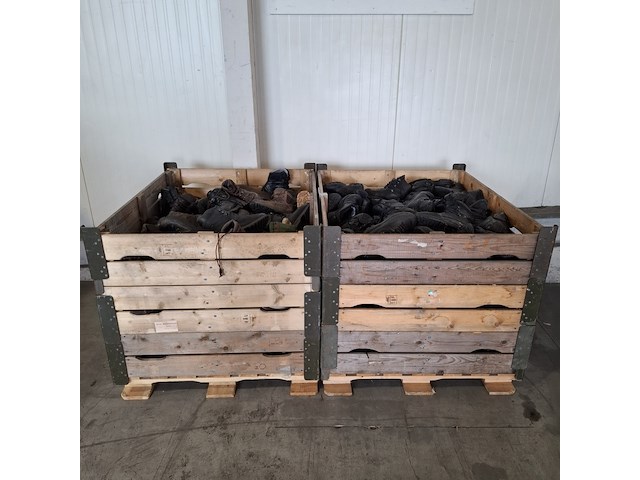 Partij diverse schoenen - afbeelding 1 van  9