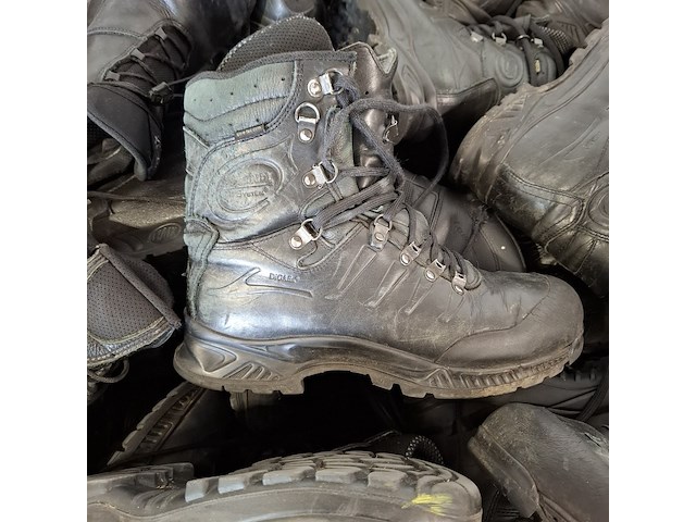 Partij diverse schoenen - afbeelding 3 van  9