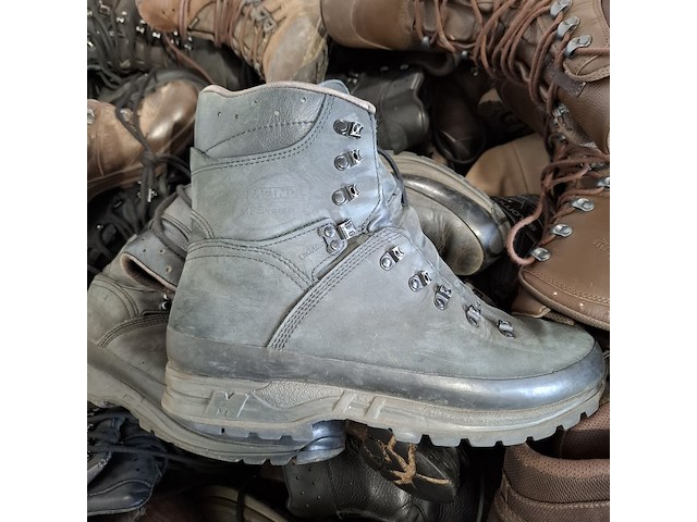 Partij diverse schoenen - afbeelding 9 van  9