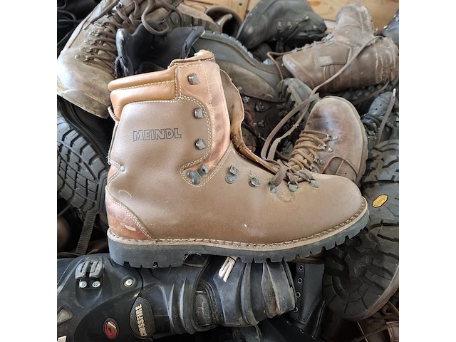 Partij diverse schoenen - afbeelding 10 van  13