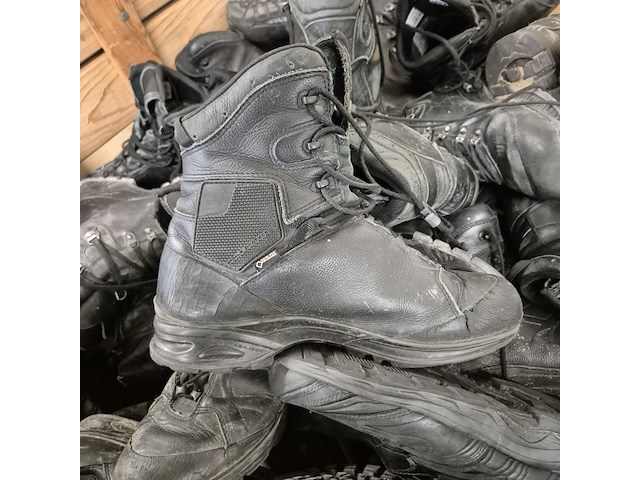 Partij diverse schoenen - afbeelding 3 van  13