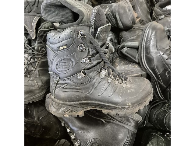 Partij diverse schoenen - afbeelding 13 van  13