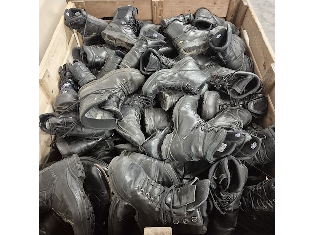 Partij diverse schoenen - afbeelding 12 van  13