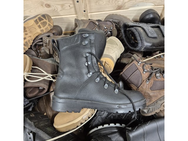 Partij diverse schoenen - afbeelding 5 van  7