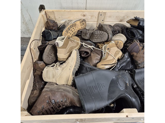 Partij diverse schoenen - afbeelding 7 van  7