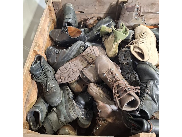 Partij diverse schoenen - afbeelding 11 van  13
