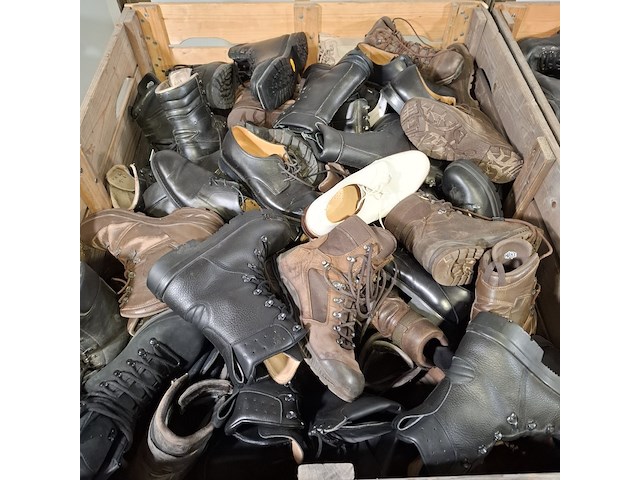 Partij diverse schoenen - afbeelding 6 van  13