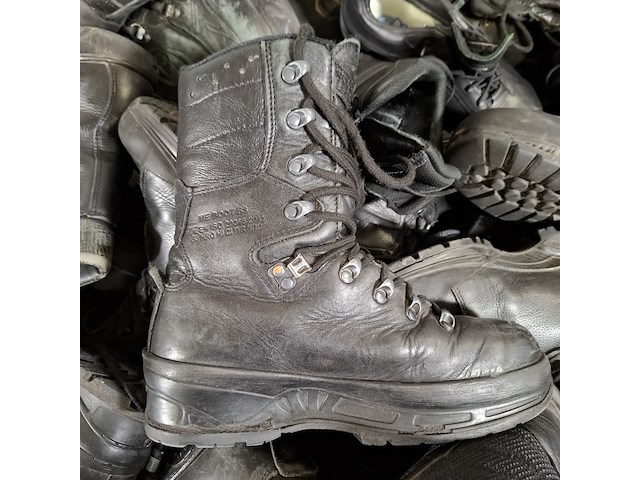 Partij diverse schoenen - afbeelding 13 van  13
