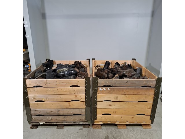 Partij diverse schoenen - afbeelding 1 van  14
