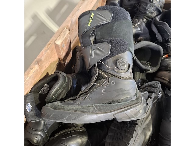 Partij diverse schoenen - afbeelding 3 van  13