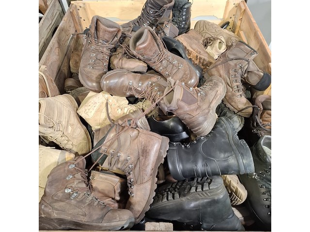 Partij diverse schoenen - afbeelding 6 van  13