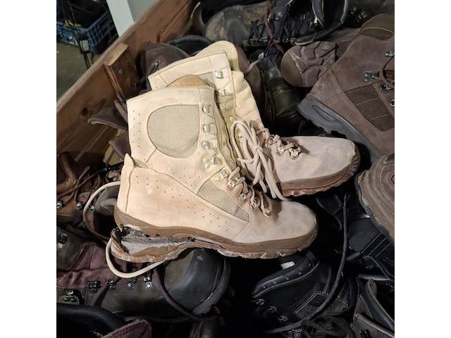 Partij diverse schoenen - afbeelding 8 van  13